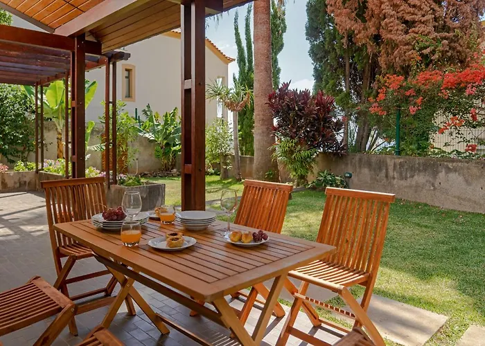 Casa Do Lido By An Island Holiday home