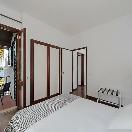 Casa Do Lido By An Island Funchal (Madeira)